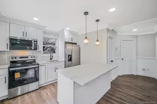 24 Forest Ave, West Babylon, NY 11704 - Photo 13