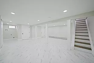 24 Forest Ave, West Babylon, NY 11704 - Photo 19