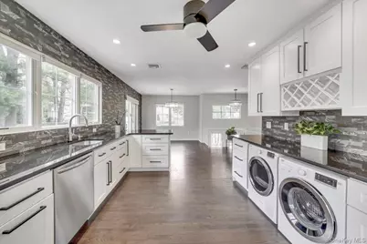 10 Sandhage Drive, Pearl River, NY 10965 - Photo 19