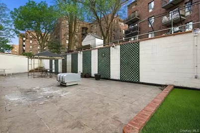 14116 84th Drive #3D, Briarwood, NY 11435 - Photo 15