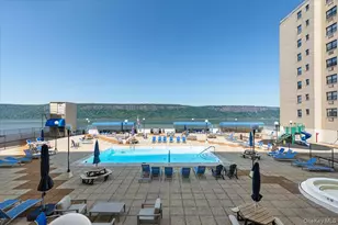 1085 Warburton Ave, Yonkers, NY 10701 - Photo 13