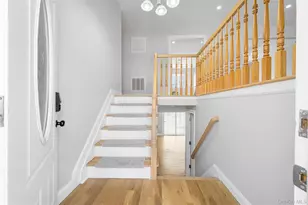 89 Harvest Ln, Commack, NY 11725 - Photo 3