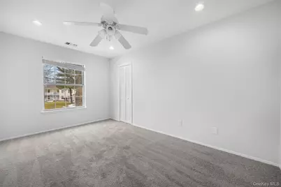 204 Fairview Circle, Middle Island, NY 11953 - Photo 21