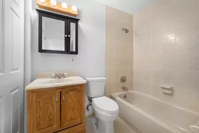 204 Fairview Circle, Middle Island, NY 11953 - Photo 11