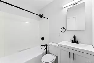 3 Harbor Ln, New Rochelle, NY 10805 - Photo 13