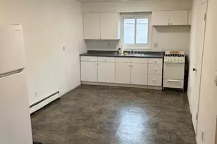 639 Wellwood Ave, Lindenhurst, NY 11757 - Photo 9