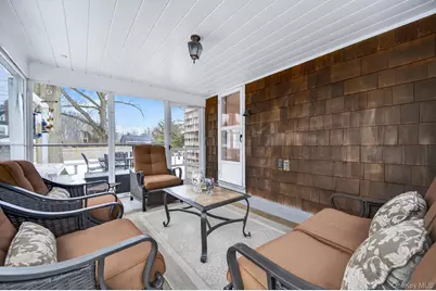 4 Colonial Court, Bay Shore, NY 11706 - Photo 7