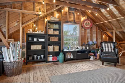 4 Colonial Court, Bay Shore, NY 11706 - Photo 27