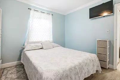 139-05 85th Drive #4G, Briarwood, NY 11435 - Photo 13