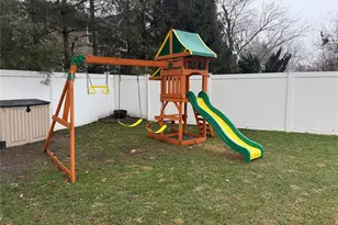 41 W 6th St, Patchogue, NY 11772 - Photo 23