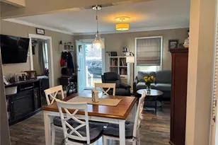 41 W 6th St, Patchogue, NY 11772 - Photo 5