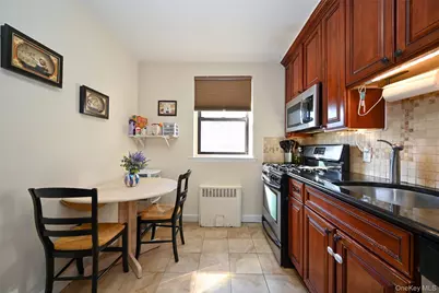 36-44 172 Street #93, Flushing, NY 11358 - Photo 5
