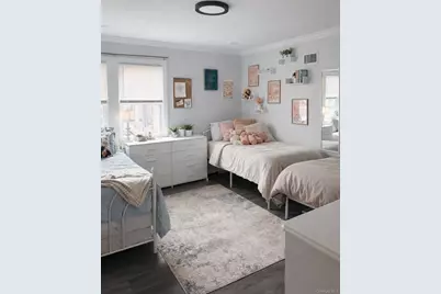 118 Forest Avenue, Glen Cove, NY 11542 - Photo 9