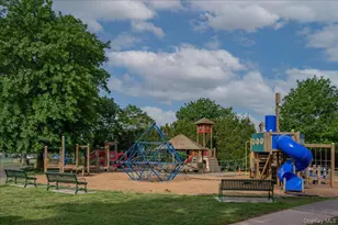 319 Union Ave, Mamaroneck, NY 10543 - Photo 23