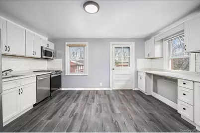 319 Union Avenue, Mamaroneck, NY 10543 - Photo 3