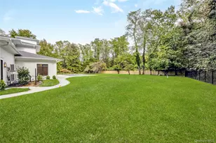 523 Long Beach Rd, Nissequogue, NY 11780 - Photo 3