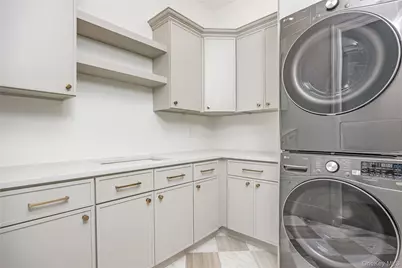 523 Long Beach Road, Nissequogue, NY 11780 - Photo 45