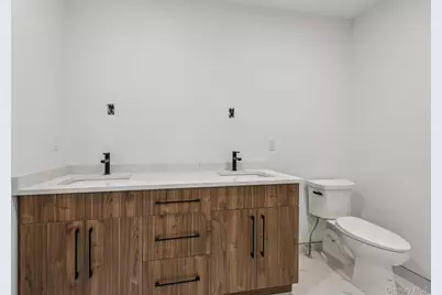 325 Manville #201, Pleasantville, NY 10570 - Photo 19