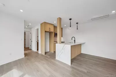 325 Manville #201, Pleasantville, NY 10570 - Photo 5