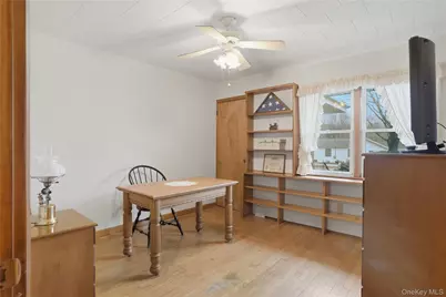 17 Academy Avenue, Sparrow Bush, NY 12780 - Photo 19