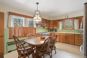 17 Academy Ave, Sparrow Bush, NY 12780 - Photo 11