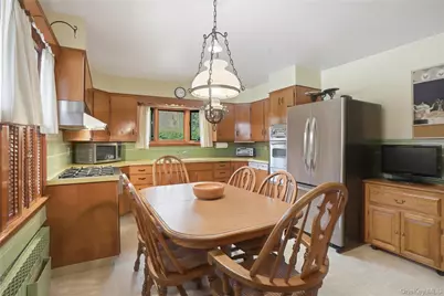 17 Academy Avenue, Sparrow Bush, NY 12780 - Photo 13