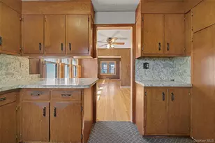 108 Sproat St, Middletown, NY 10940 - Photo 3