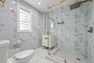 73-04 193rd St, Fresh Meadows, NY 11366 - Photo 17