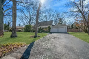 22 Bucknell Ln, Stony Brook, NY 11790 - Photo 3