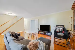 22 Bucknell Ln, Stony Brook, NY 11790 - Photo 9