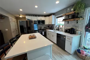 30 Lewis Rd, East Quogue, NY 11942 - Photo 7