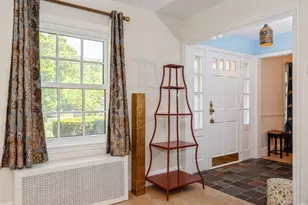 98 Jackson St, Fishkill, NY 12524 - Photo 3