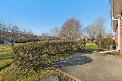 908 Drew Lane, Saint James, NY 11780 - Photo 27