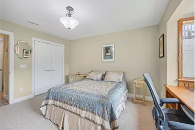 805 Bluffs Drive N, Calverton, NY 11933 - Photo 19