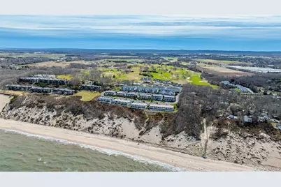 805 Bluffs Drive N, Calverton, NY 11933 - Photo 23