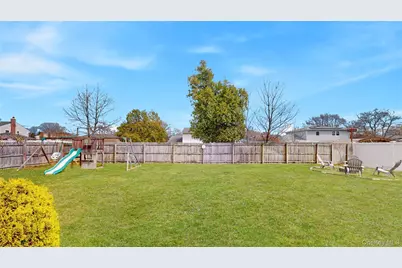 15 Lisa Drive, Deer Park, NY 11729 - Photo 21