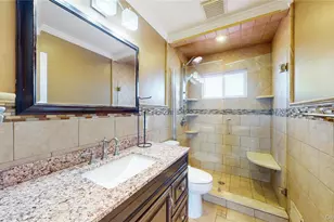 15 Lisa Dr, Deer Park, NY 11729 - Photo 13