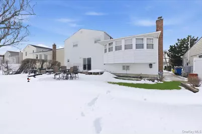 3881 Greentree Drive, Oceanside, NY 11572 - Photo 21