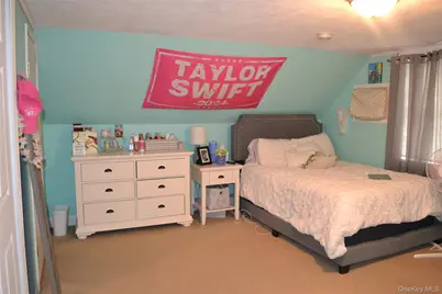 3021 Terrace Road, Wantagh, NY 11793 - Photo 11