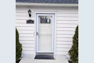 218 Warren Avenue #Two, Mamaroneck, NY 10543 - Photo 1