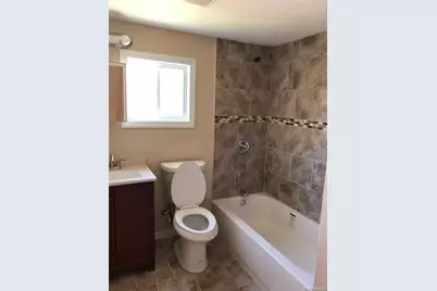 11 Jefferson Street, Copiague, NY 11726 - Photo 7