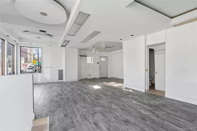 80 Lincoln Avenue, Pelham, NY 10803 - Photo 17