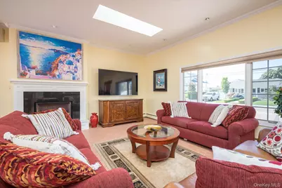 19 Marlin Road, East Quogue, NY 11942 - Photo 11