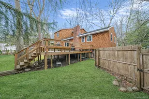 108 Dogwood Rd, Port Jefferson, NY 11777 - Photo 5