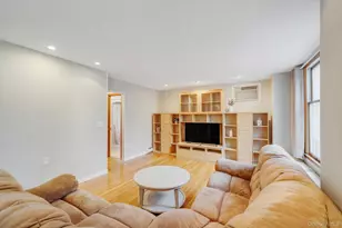 108 Dogwood Rd, Port Jefferson, NY 11777 - Photo 15