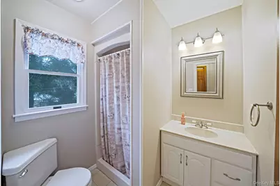 108 Dogwood Road, Port Jefferson, NY 11777 - Photo 33