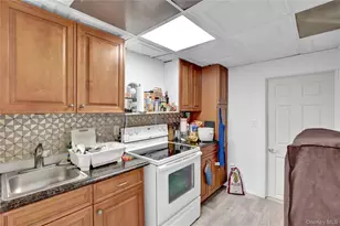 3 Livingston St, Saint James, NY 11780 - Photo 19