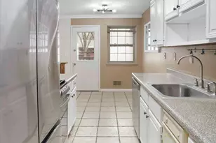 430 Somerset Dr, Pearl River, NY 10965 - Photo 9