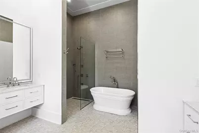 522 Wickapogue Road, Southampton, NY 11968 - Photo 11