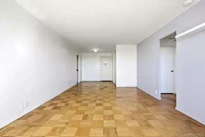 70-25 Yellowstone Boulevard #10Q, Forest Hills, NY 11375 - Photo 11